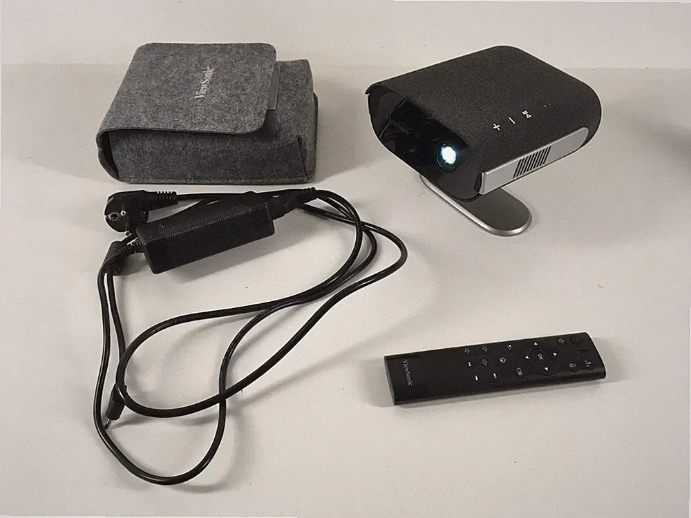 Viewsonic M1E MAX LED-Projektor Full HD, wie NEU, Homekino, Akku Minibeamer