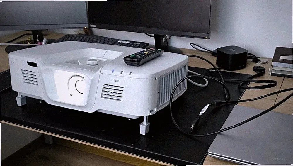 ViewSonic PG800HD DLP Beamer Full HD 5000 ANSI-Lumen HDMI VGA USB 16:9