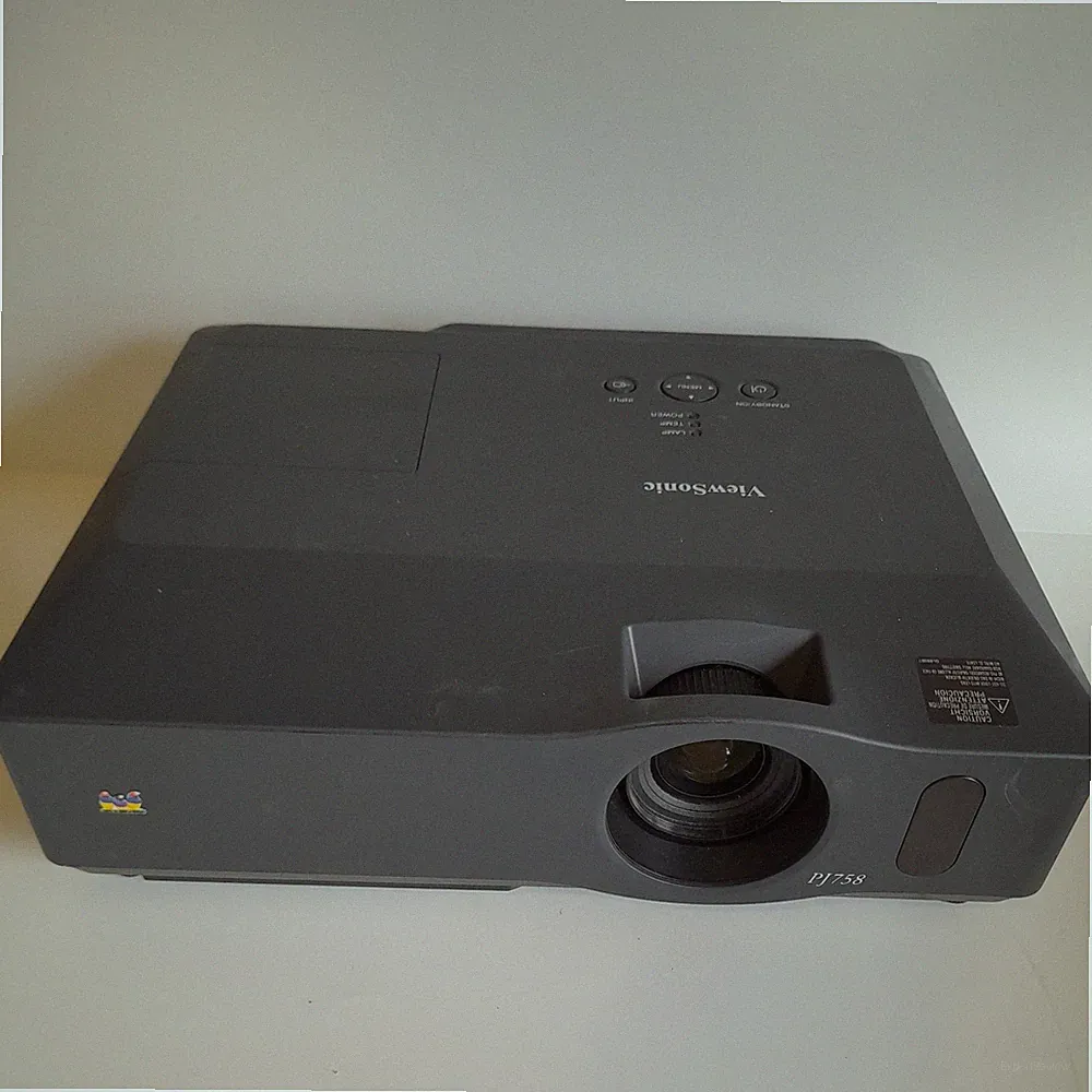 ViewSonic PJ758 3LCD XGA Tragbarer Projektor 2200 ANSI Lumen Business, Schule