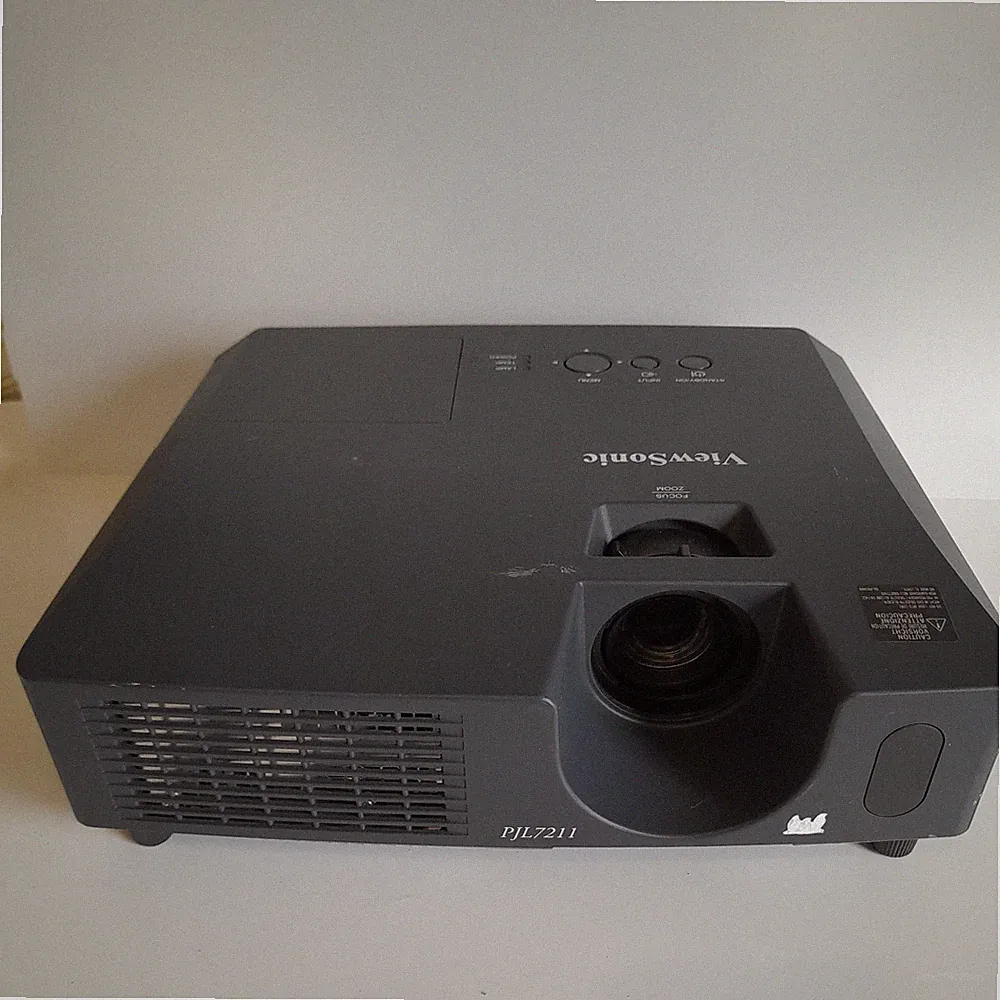 ViewSonic PJL7211 LCD-Projektor 2700 ANSI Business School | Zuhause | gebraucht & funktionsfähig