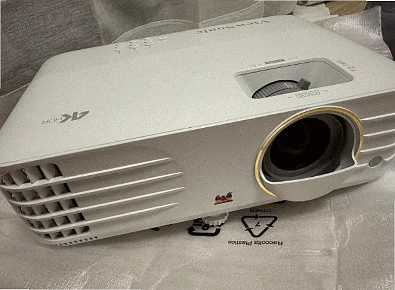 ViewSonic VX650-4K 4K UHD Home Gaming Projektor 4600 ANSI Lumen