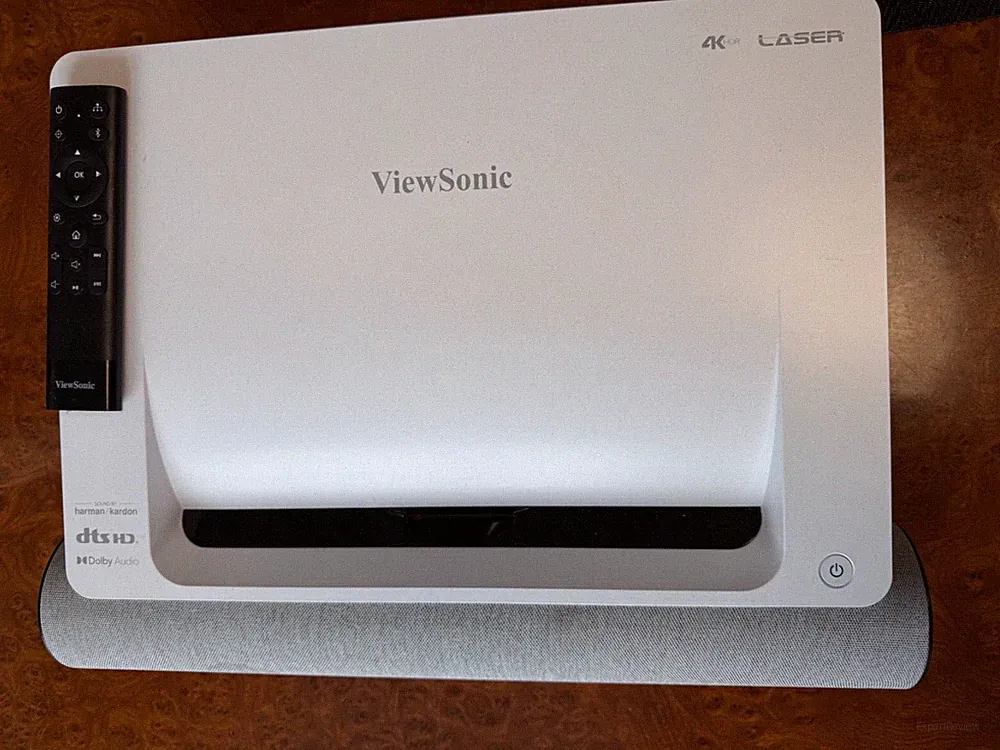 ViewSonic X2000L-4K Laser UST 4K Projektor Harman Kardon neuwertig. OVP