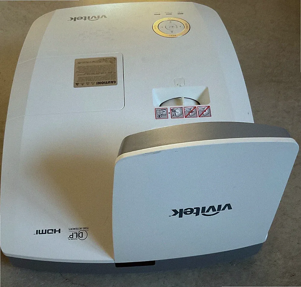 VIVITEK D755 WTIR Kurzdistanz Beamer DLP mit Infrarotkamera wie BenQ MW855UST