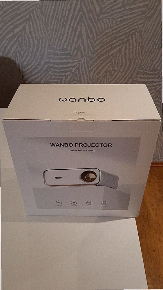 WANBO X5 1100 ANSI Lumen Native 1080p LCD Beamer