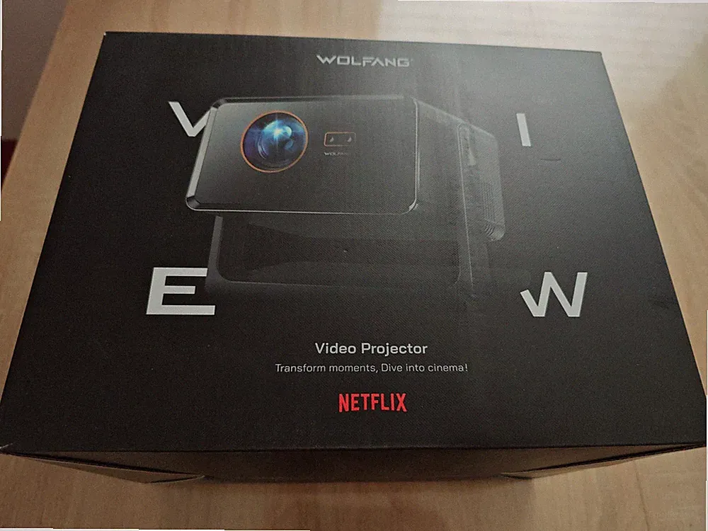 WOLFANG Mini Beamer WP04 4K, 1080P, 900 Ansi Lumen, WiFi