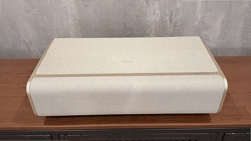XGIMI AURA 2 Ultrakurzdistanz 4k Laser Beamer