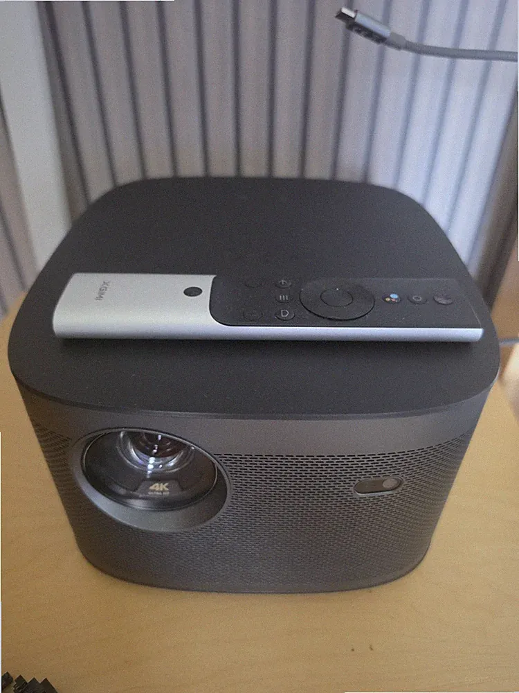 XGIMI Horizon Pro 4K Beamer