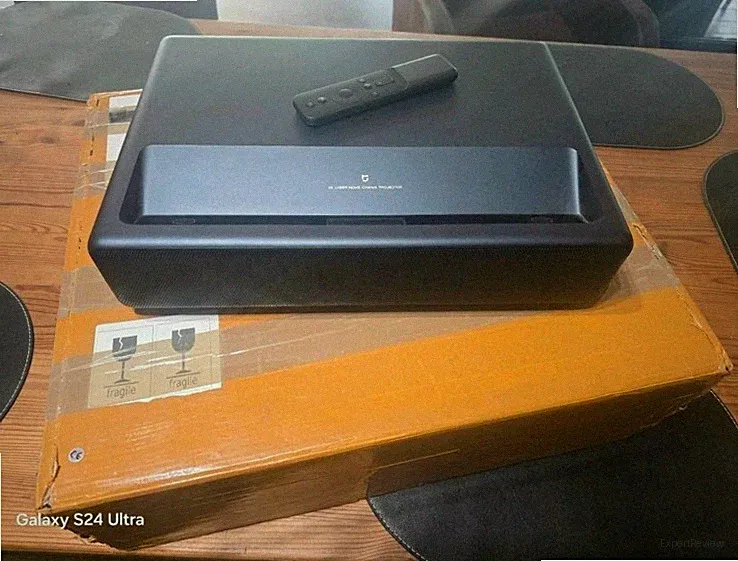 Xiaomi 4K Laser Beamer 80-150 Zoll