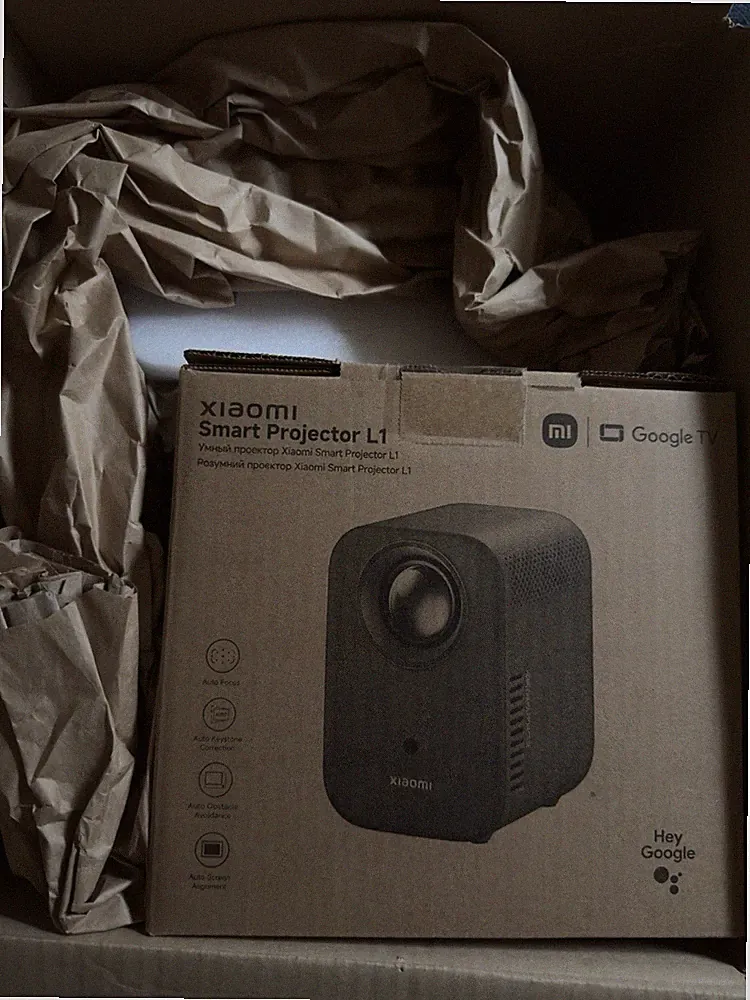 Xiaomi Smart Projector / Beamer L1 ( 1 Woche benutzt )