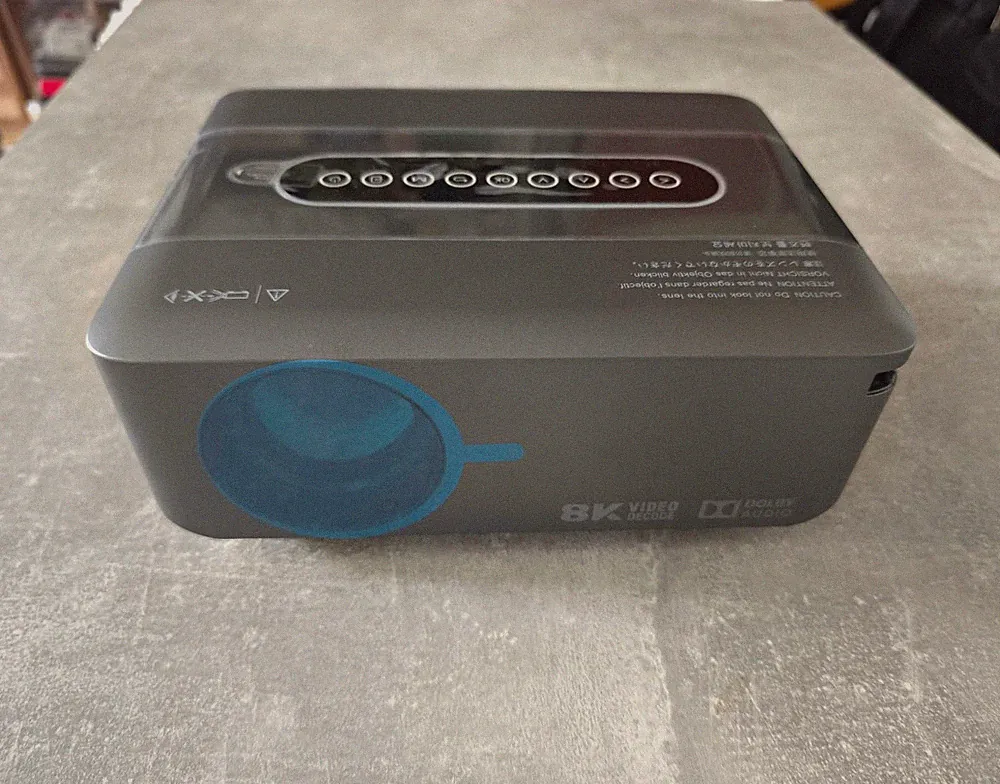 Xnano X1 Smart LED Beamer | Full HD 1080P (8K Decode) | Android TV | OVP & NEU